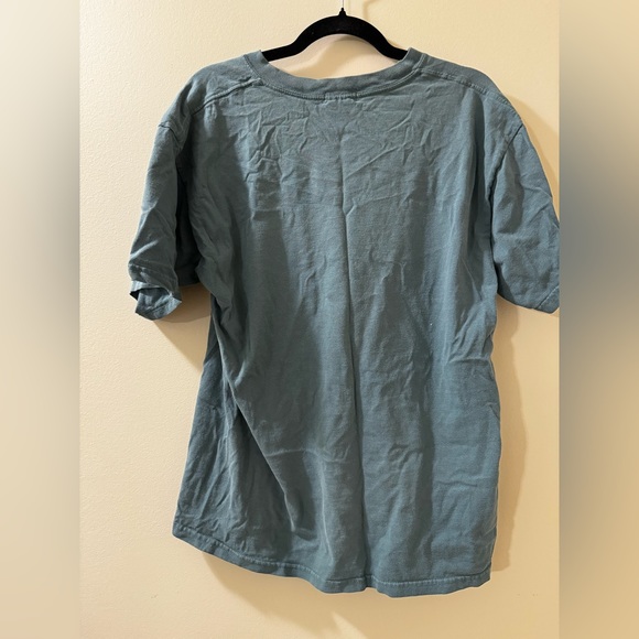 Vintage 90s Graphic shark Tee π¦ - Picture 2 of 4